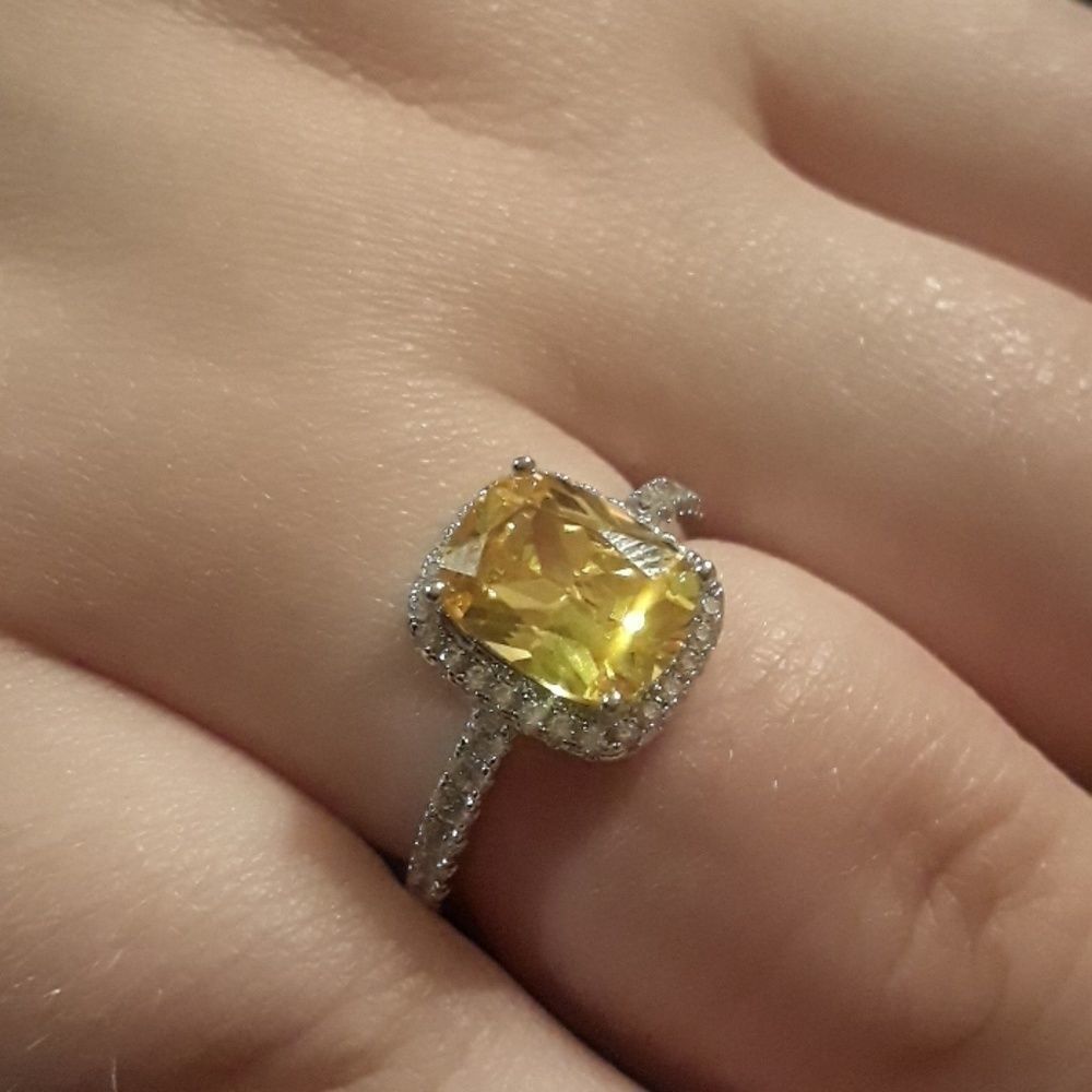 Sparkly French Cut Citrine Luxury Ring